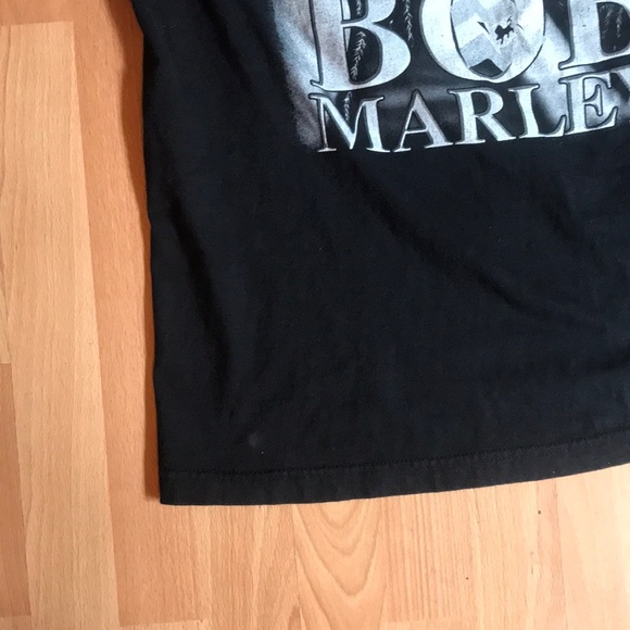 VINTAGE BOB MARLEY GRAPHIC TEE - Picture 7 of 7
